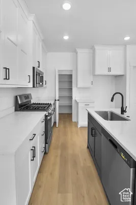 Property Slideshow image 2 of 11 | 867 n 930 w # 82, Tremonton, UT, 84337