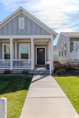 Property Slideshow image 3 of 44 | 10942 s kestrel rise rd, South Jordan, UT, 84009