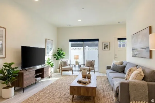 Property Slideshow image 3 of 21 | 3578 s 805 e unit e 237, Millcreek, UT, 84106