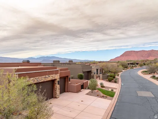 Property Slideshow image 2 of 37 | 2139 w cougar rock cir 147, St George, UT, 84770