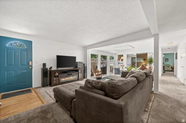 Property Slideshow image 2 of 25 | 3674 s 860 e unit e 45, Millcreek, UT, 84106