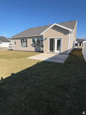 Property Slideshow image 2 of 8 | 867 n 930 w # 82, Tremonton, UT, 84337