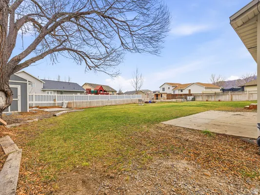 Property Slideshow image 3 of 26 | 916 w 675 n, Tremonton, UT, 84337
