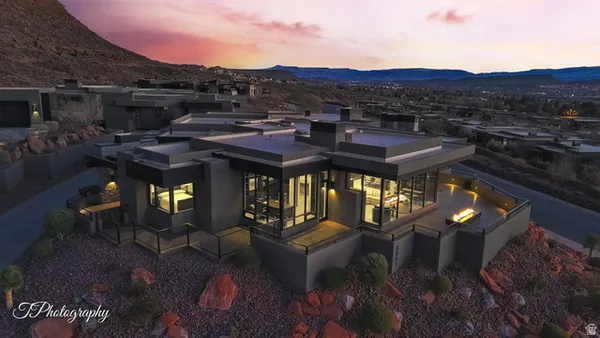 Property Slideshow image 2 of 65 | 2001 w grayhawk cir, St George, UT, 84770