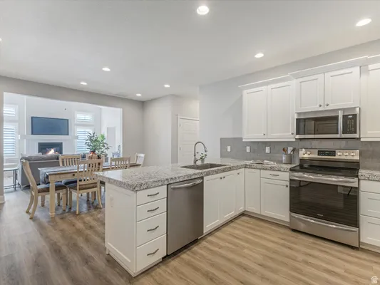 Property Slideshow image 3 of 29 | 10462 harvest walk ln, South Jordan, UT, 84095