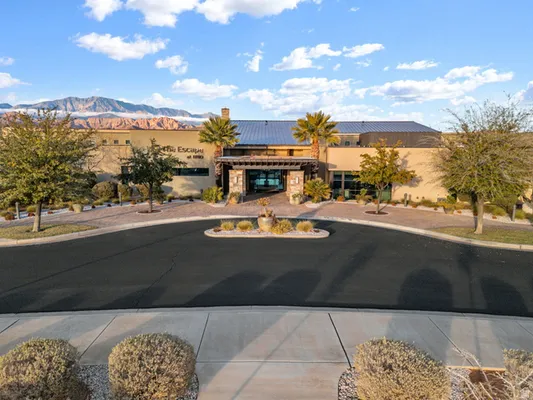 Property Slideshow image 2 of 43 | 350 w camino borde, Washington, UT, 84780
