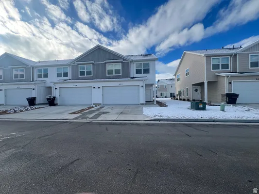 Property Slideshow image 2 of 12 | 933 n 960 w, Tremonton, UT, 84337