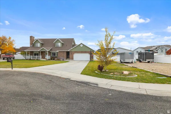 Property Slideshow image 2 of 37 | 845 w 675, Tremonton, UT, 84337