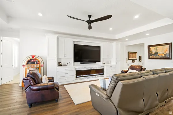 Property Slideshow image 3 of 36 | 1414 n via, Washington, UT, 84780