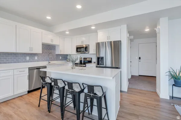 Property Slideshow image 3 of 26 | 5192 w black twig dr # d306, South Jordan, UT, 84009