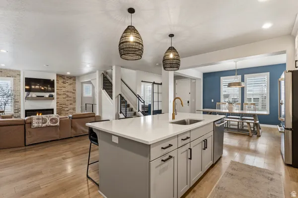 Property Slideshow image 2 of 42 | 11656 s moring point way, South Jordan, UT, 84009