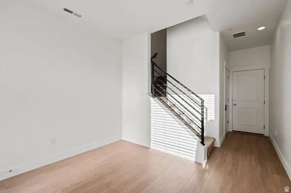 Property Slideshow image 3 of 22 | 11237 s freestone rd, South Jordan, UT, 84009