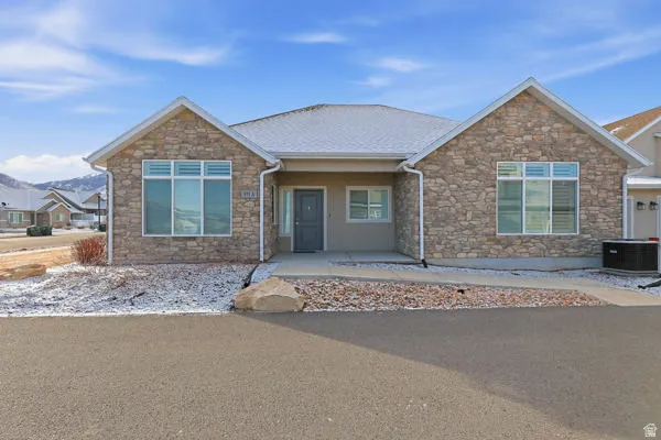 Property Slideshow image 2 of 44 | 931 n brook ave a, Tooele, UT, 84074