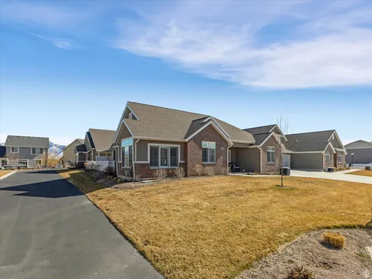 Property Slideshow image 3 of 30 | 12311 s copper gulch ln b, Herriman, UT, 84096