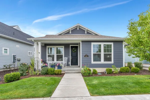 Property Slideshow image 2 of 31 | 6101 w lake ave, South Jordan, UT, 84009