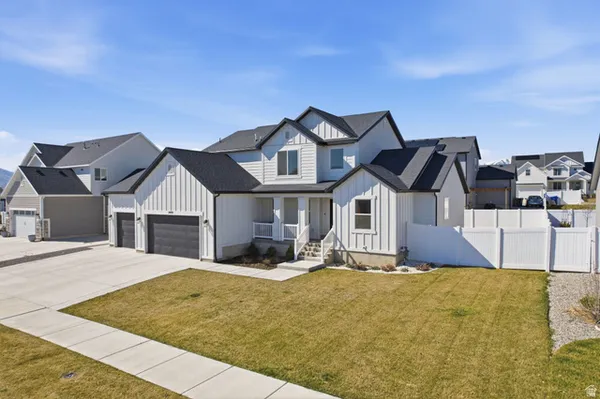 Property Slideshow image 2 of 66 | 1449 n mckenzie way, Saratoga Springs, UT, 84045