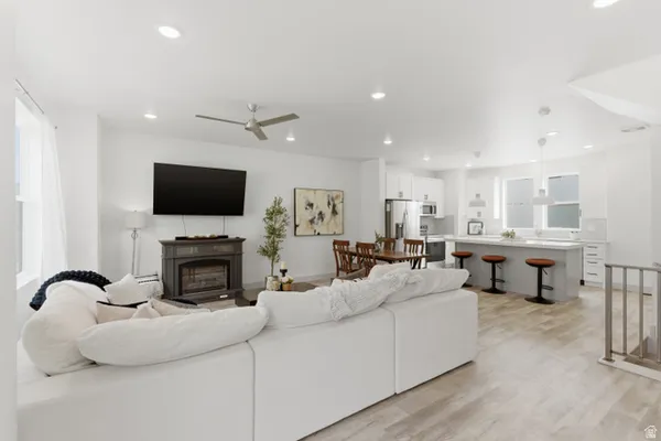 Property Slideshow image 3 of 23 | 11344 s willow walk dr, South Jordan, UT, 84009