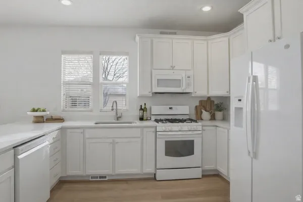 Property Slideshow image 3 of 42 | 578 e 3375, Lehi, UT, 84043