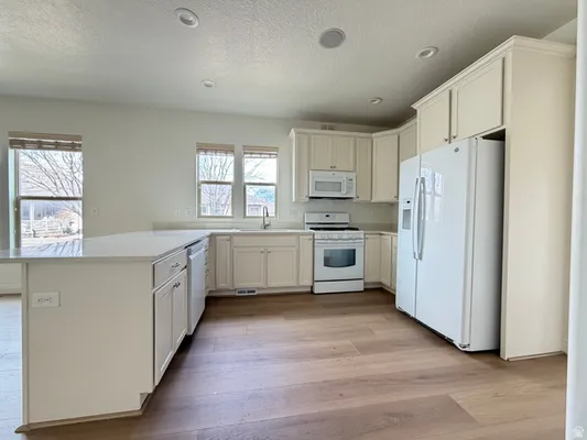 Property Slideshow image 3 of 53 | 578 e 3375, Lehi, UT, 84043