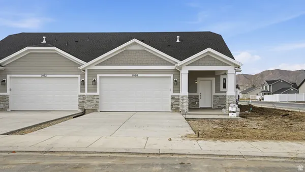 Property Slideshow image 2 of 22 | 1068 w 1150, Payson, UT, 84651
