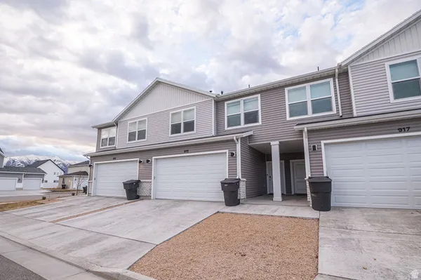 Property Slideshow image 3 of 36 | 915 w 910 n 2, Tremonton, UT, 84337