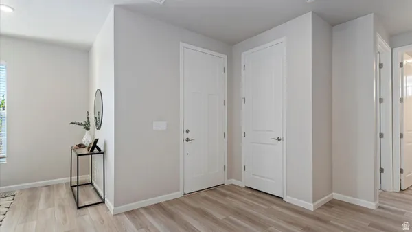 Property Slideshow image 3 of 40 | 6154 w sparrow view dr, South Jordan, UT, 84009