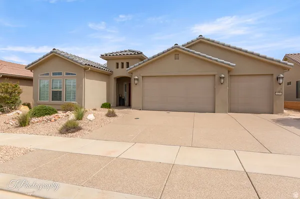 Property Slideshow image 2 of 62 | 4175 s tawny owl dr, St. George, UT, 84790