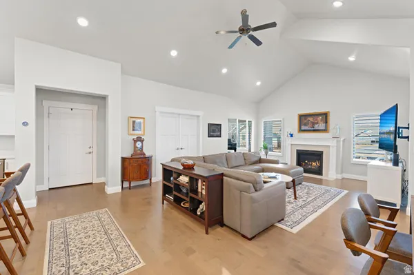 Property Slideshow image 2 of 33 | 417 n mallard dr d, Vineyard, UT, 84059