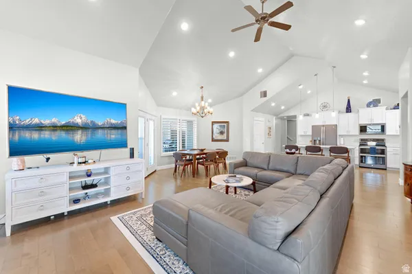 Property Slideshow image 3 of 33 | 417 n mallard dr d, Vineyard, UT, 84059