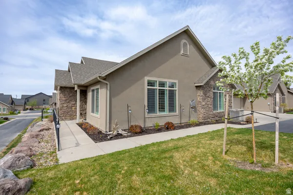 Property Slideshow image 3 of 45 | 907 w 1840 c, Syracuse, UT, 84075
