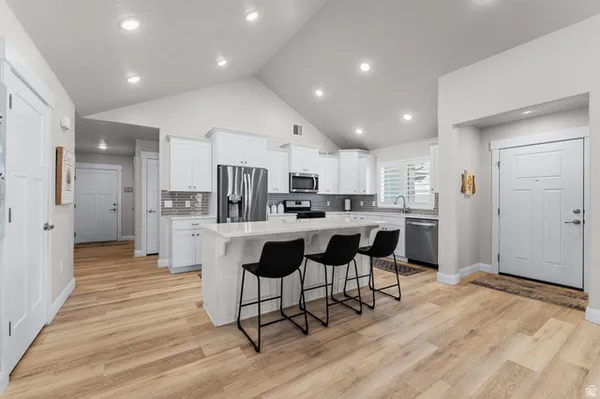 Property Slideshow image 3 of 30 | 442 n pintail ln c, Vineyard, UT, 84059