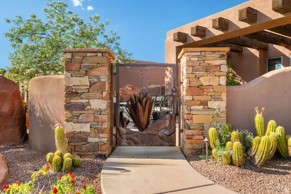 Property Slideshow image 3 of 32 | 2336 w entrada trl 36, St. George, UT, 84770