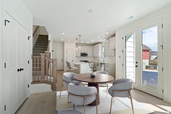 Property Slideshow image 2 of 18 | 11313 s lake run rd 114, South Jordan, UT, 84009