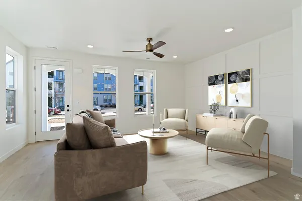 Property Slideshow image 3 of 18 | 11313 s lake run rd 114, South Jordan, UT, 84009