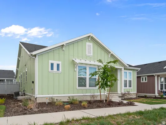 Property Slideshow image 2 of 26 | 6044 w 11800 s, South Jordan, UT, 84009