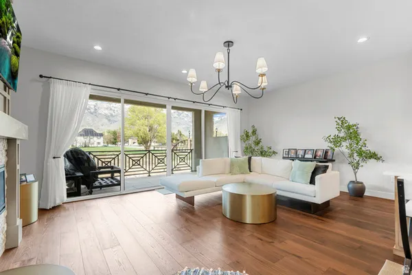 Property Slideshow image 2 of 50 | 250 s main st 24, Alpine, UT, 84004