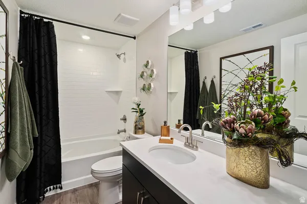 Property Slideshow image 2 of 25 | 6187 w folly island way, South Jordan, UT, 84009