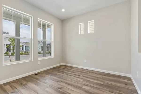Property Slideshow image 3 of 34 | 6193 w folly island way, South Jordan, UT, 84009