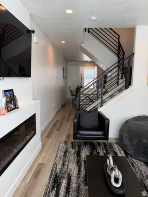 Property Slideshow image 3 of 13 | 11231 s freestone rd rd, South Jordan, UT, 84009
