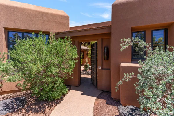 Property Slideshow image 2 of 189 | 2688 n chaco trl, St. George, UT, 84770