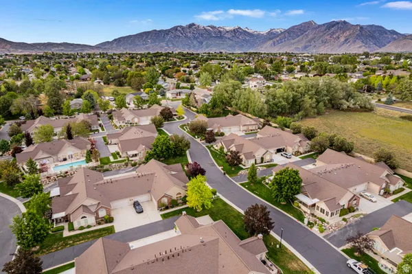 Property Slideshow image 3 of 35 | 418 n 1100 e e-1, Lehi, UT, 84043