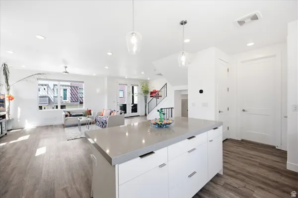 Property Slideshow image 3 of 33 | 6382 w birch run rd 330, South Jordan, UT, 84009