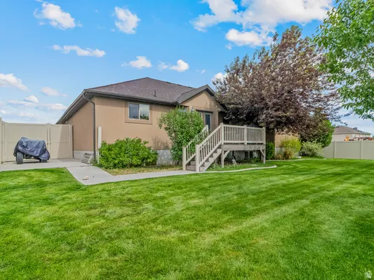 Property Slideshow image 3 of 26 | 755 n 900, Tremonton, UT, 84337