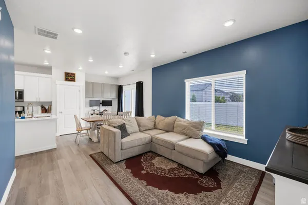 Property Slideshow image 2 of 30 | 919 w 910 n, Tremonton, UT, 84337