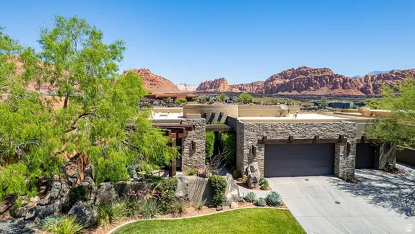 Property Slideshow image 2 of 55 | 1500 e split rock dr 91, Ivins, UT, 84738