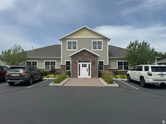 Property Slideshow image 3 of 32 | 3214 w harvest chase dr, Salt Lake City, UT, 84108