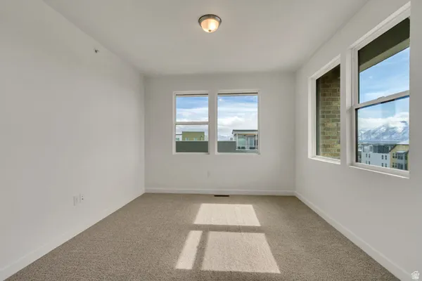 Property Slideshow image 2 of 25 | 5263 w reventon rd 203, South Jordan, UT, 84009