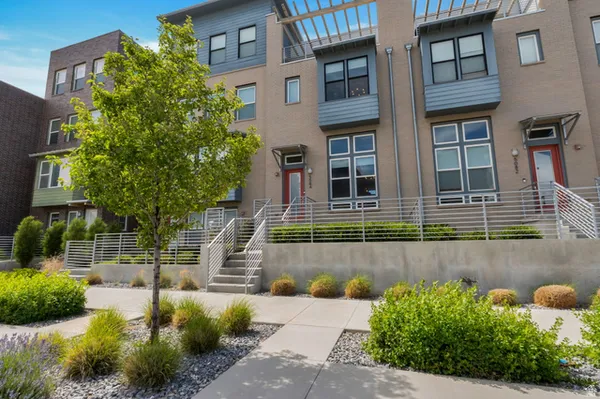 Property Slideshow image 2 of 40 | 5084 w duckhorn dr, South Jordan, UT, 84009