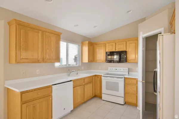 Property Slideshow image 3 of 40 | 4376 s ironwood dr, St. George, UT, 84790