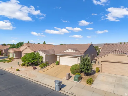 Property Slideshow image 2 of 40 | 4376 s ironwood dr, St. George, UT, 84790